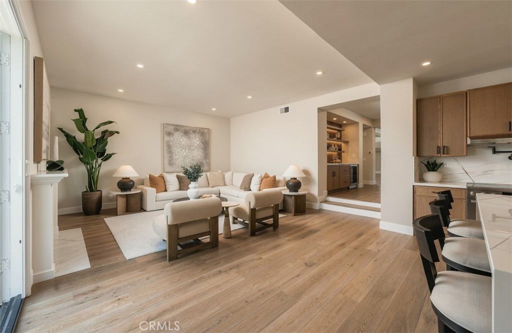 18 Hillsdale