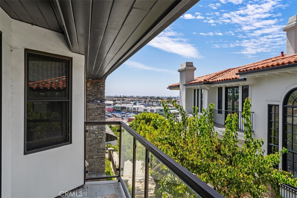 2907 Cliff Drive