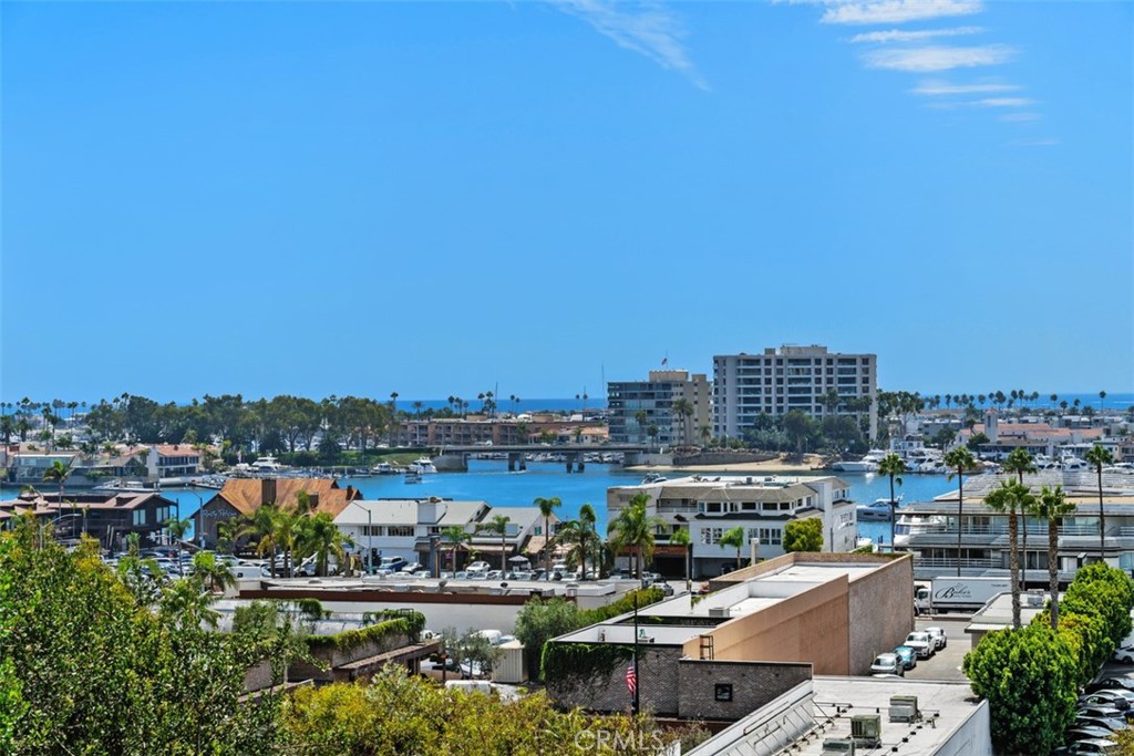 2907 Cliff Drive