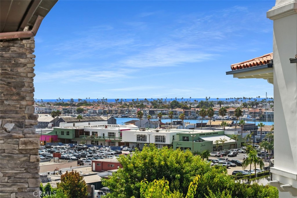 2907 Cliff Drive