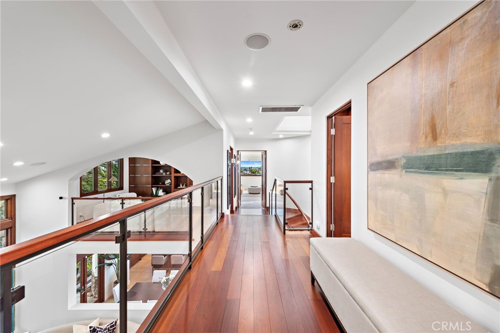 2907 Cliff Drive
