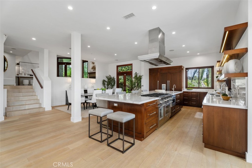 2907 Cliff Drive