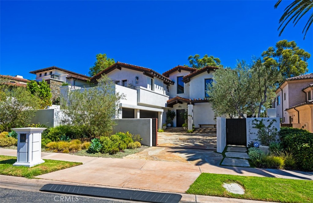 16 Pelican Point