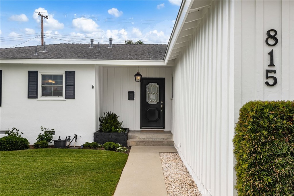815 Mulberry Avenue