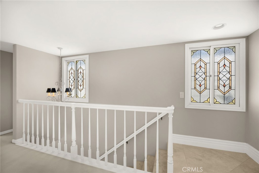 1819 1/2 W Bay Avenue B