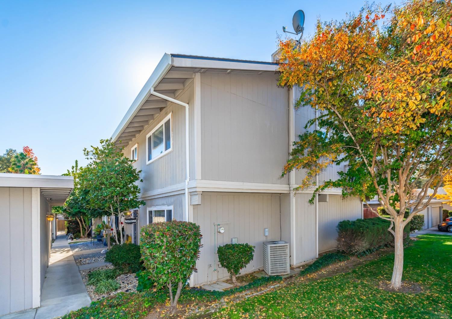 7434 Ranch Avenue