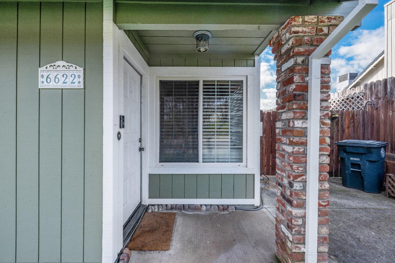 6622 Oak Lakes Lane