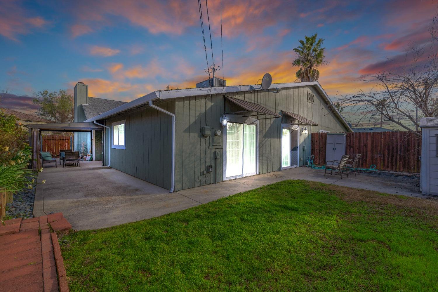 6622 Oak Lakes Lane