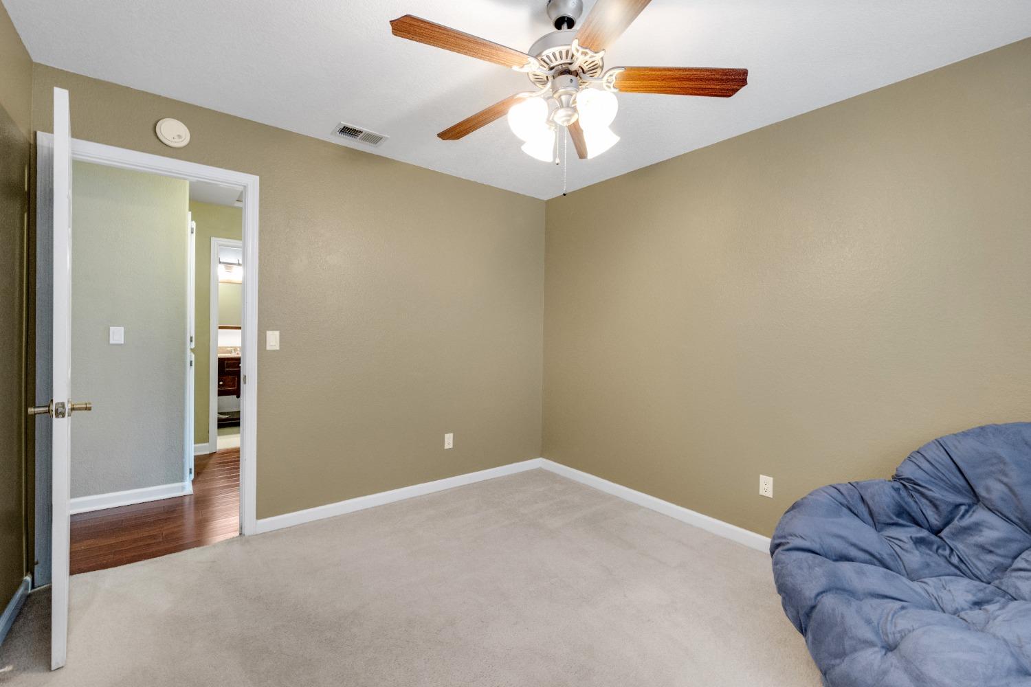 6622 Oak Lakes Lane