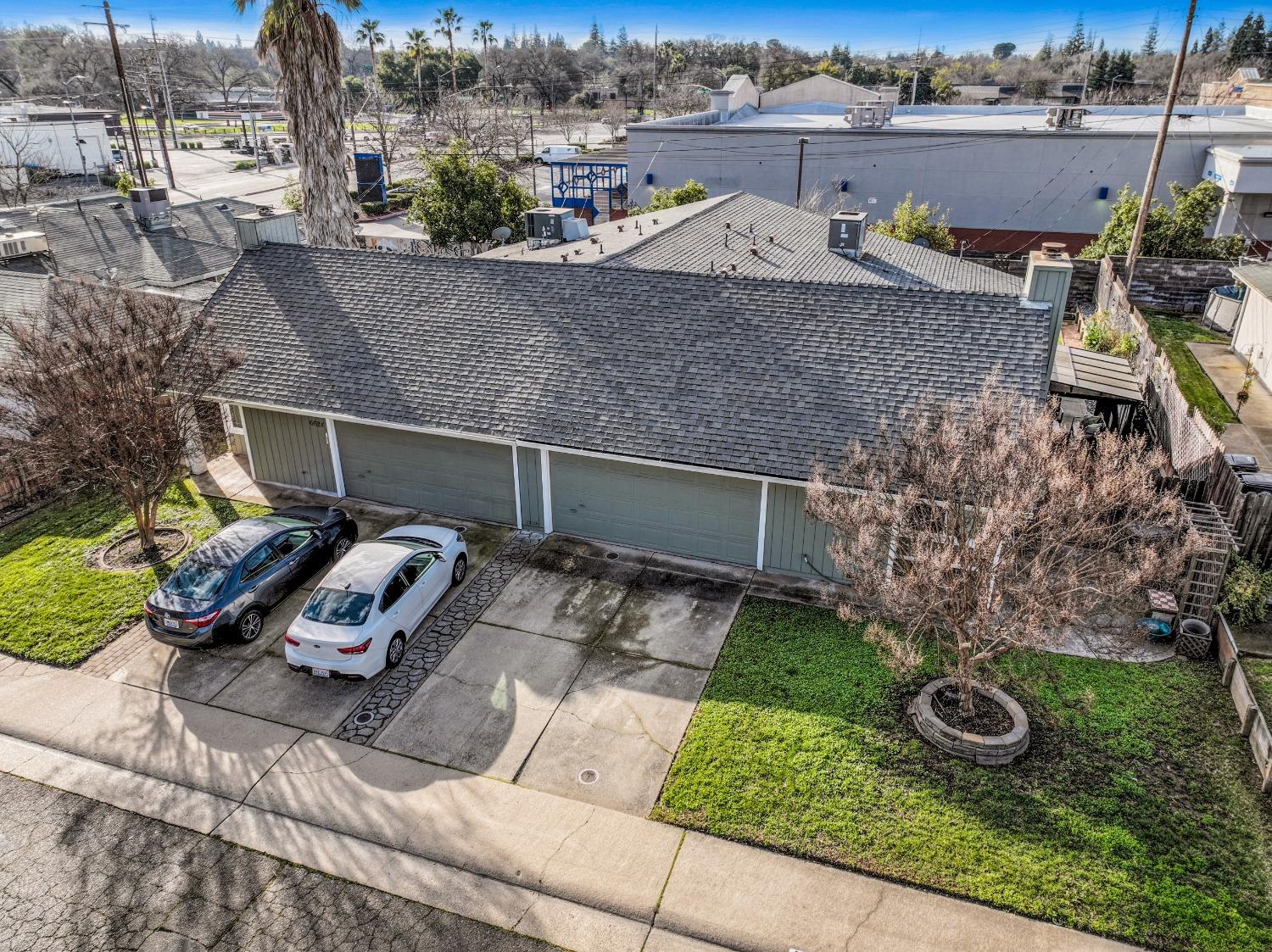 6622 Oak Lakes Lane