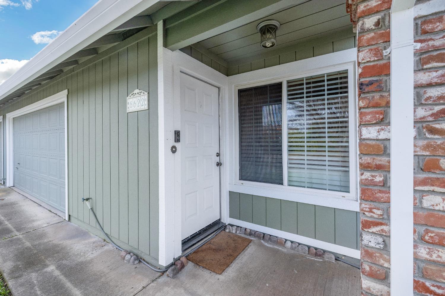 6622 Oak Lakes Lane