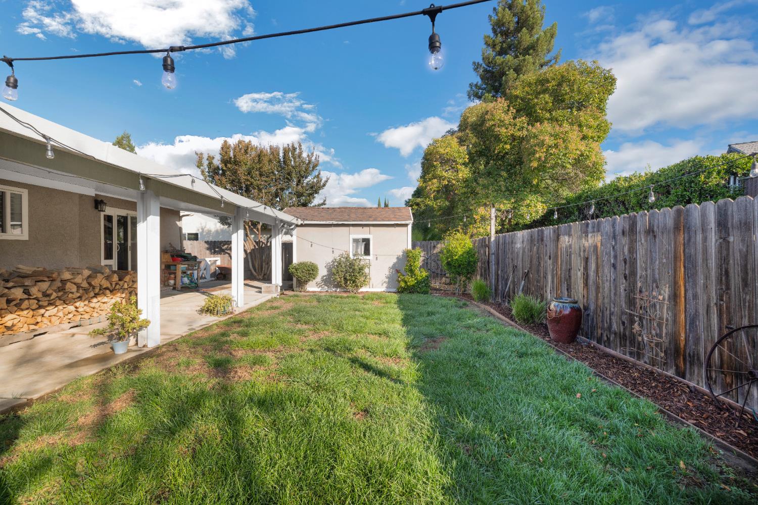 1205 Cresthaven Drive