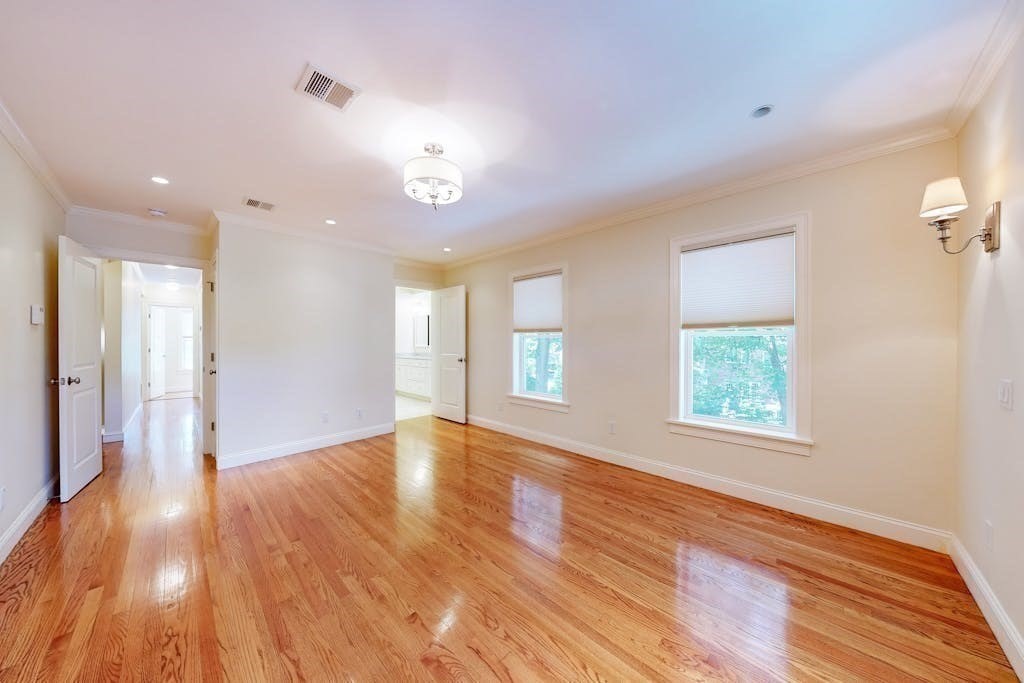 1013 Beacon St # 2