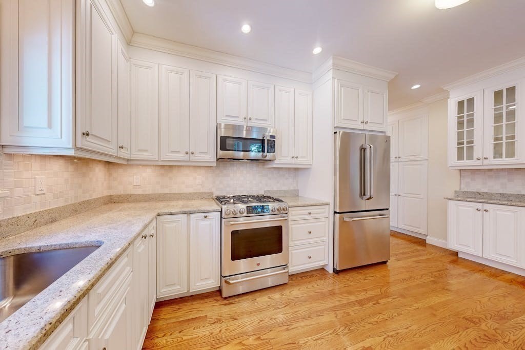 1013 Beacon St # 2