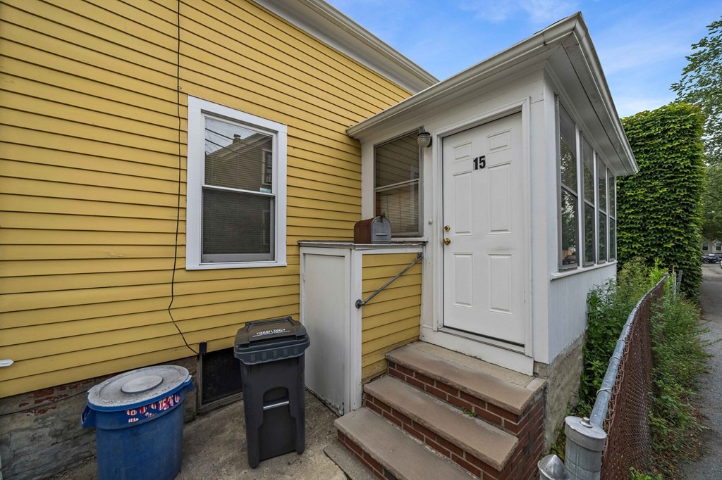 15 Murdock Street