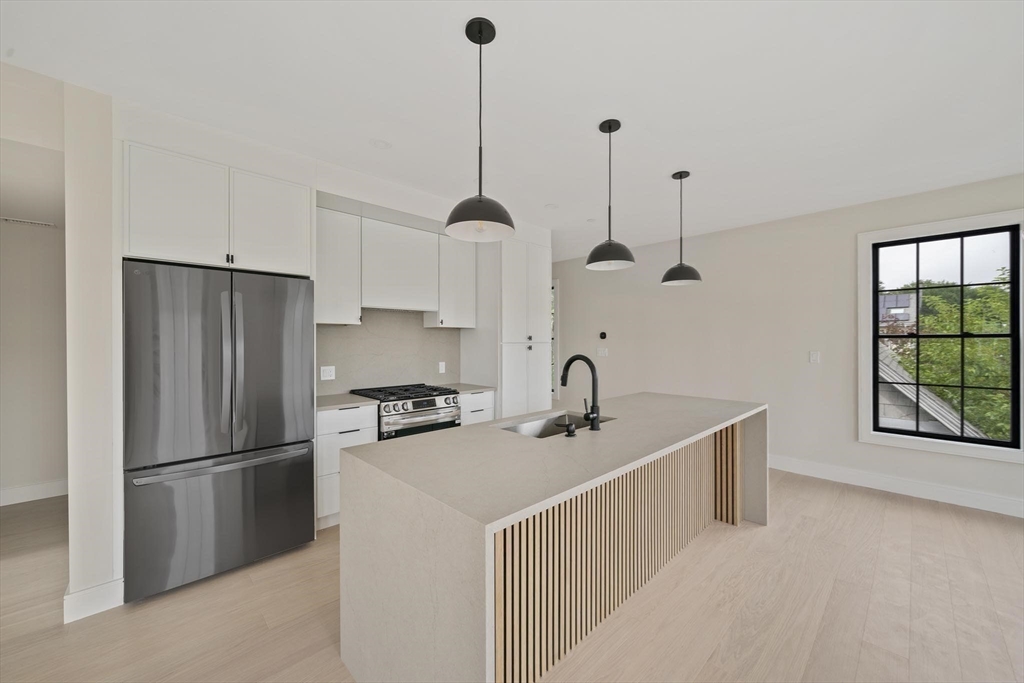 294 Beacon Street # 4