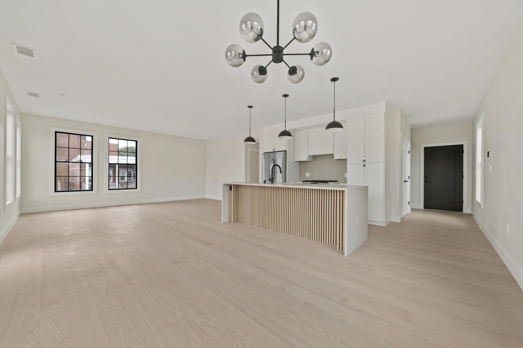 294 Beacon Street # 4