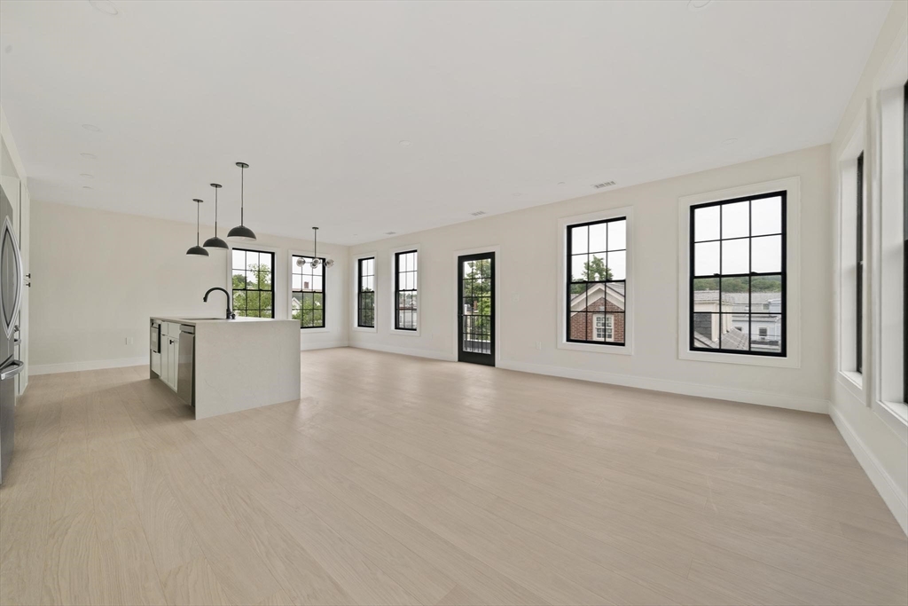 294 Beacon Street # 4