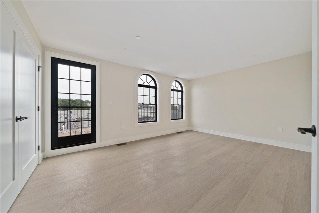 294 Beacon Street # 4