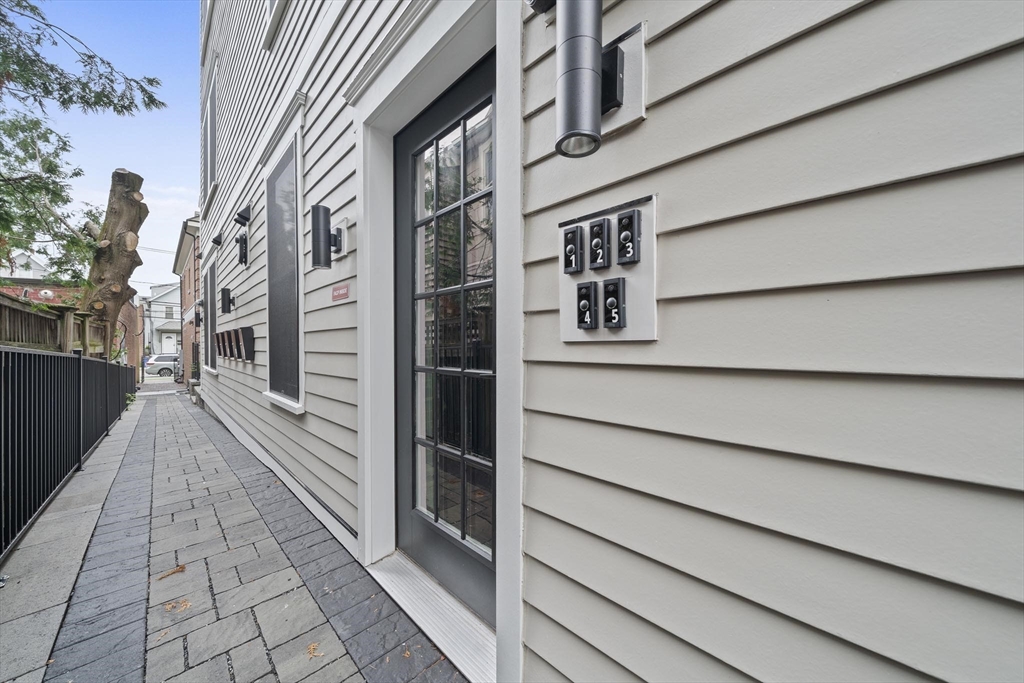 294 Beacon Street # 4