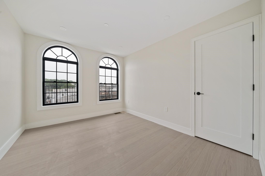 294 Beacon Street # 4