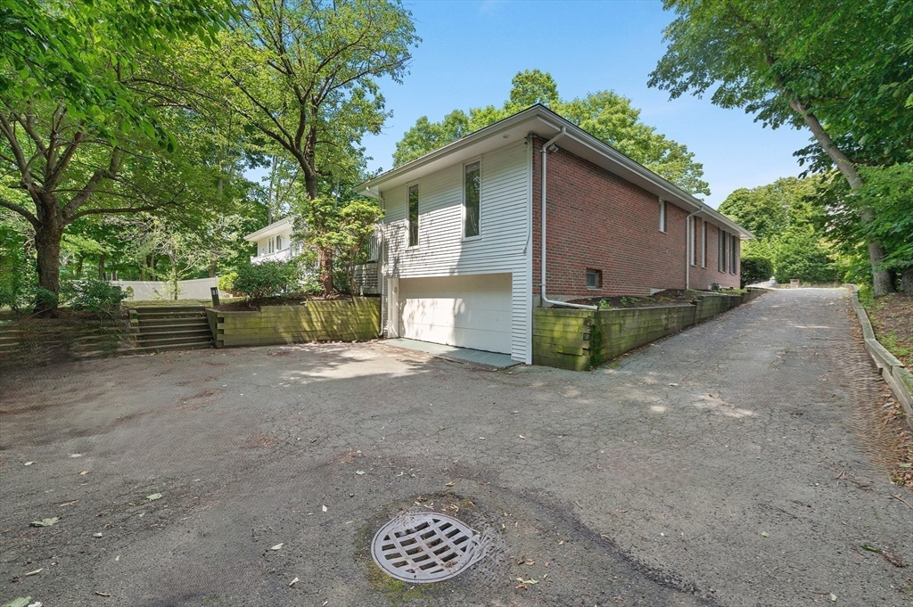 5 Jefferson Rd