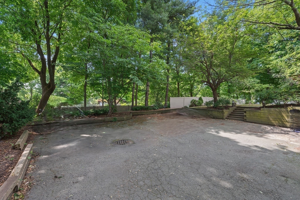 5 Jefferson Rd