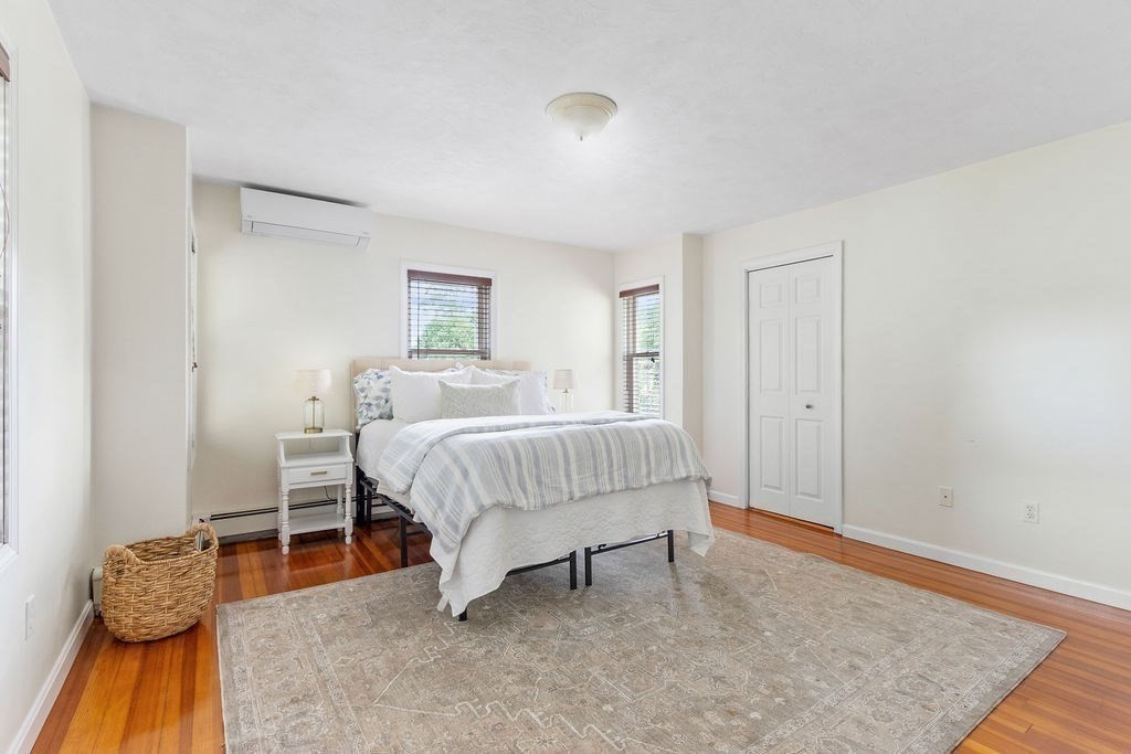 584 Hunnewell