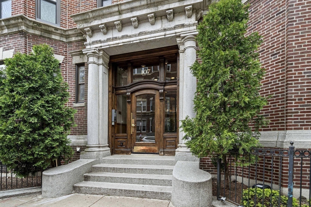 107 Jersey Street # 22C