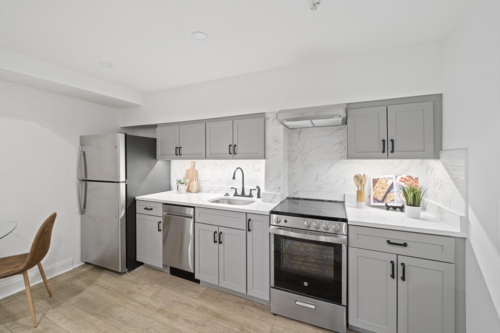 107 Jersey Street # 22C