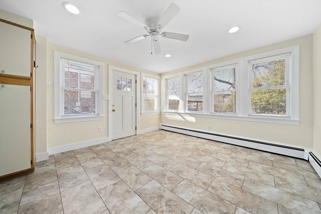 83 Lexington Street