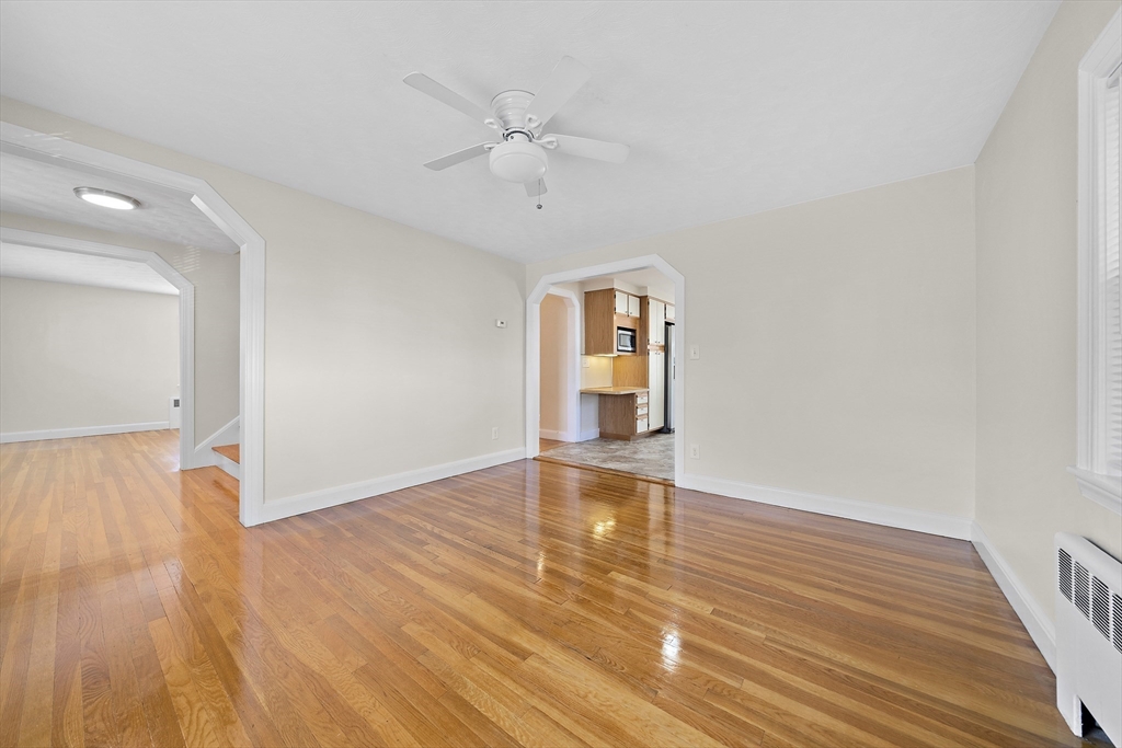 83 Lexington Street