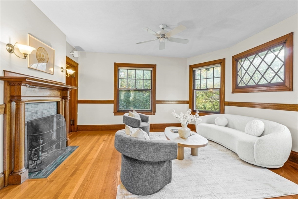 18 Alden St