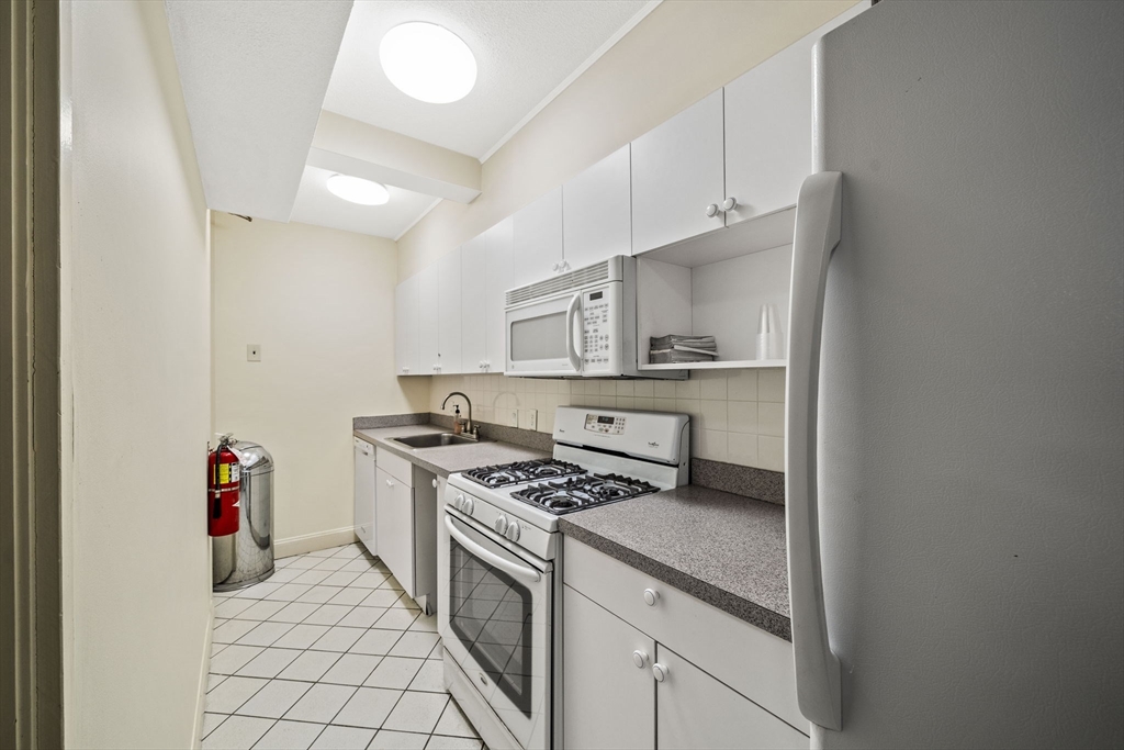 280 Boylston Street # 706