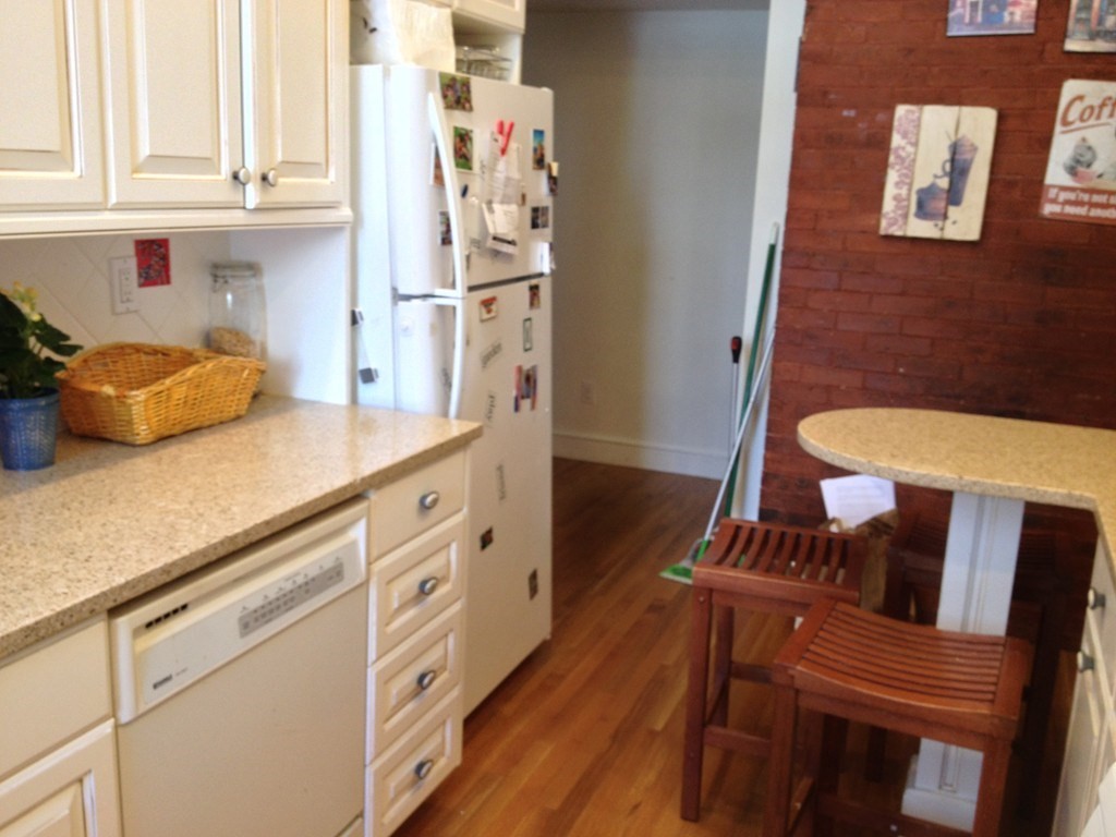 111 Davis Ave # 1