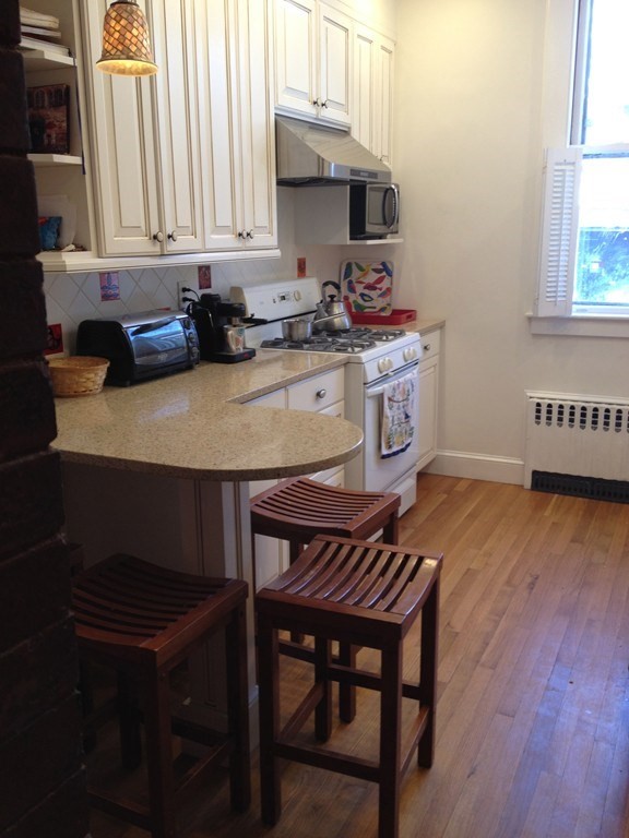 111 Davis Ave # 1
