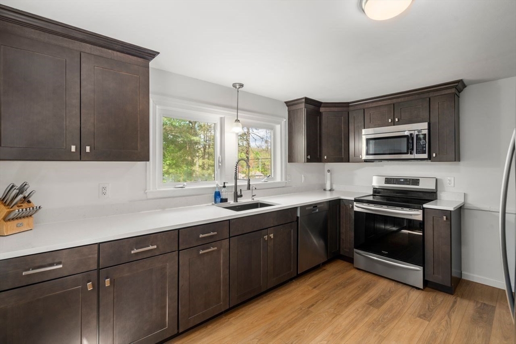 687 Boston Post Road
