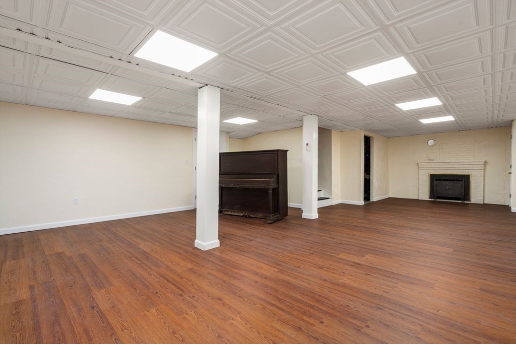 687 Boston Post Road