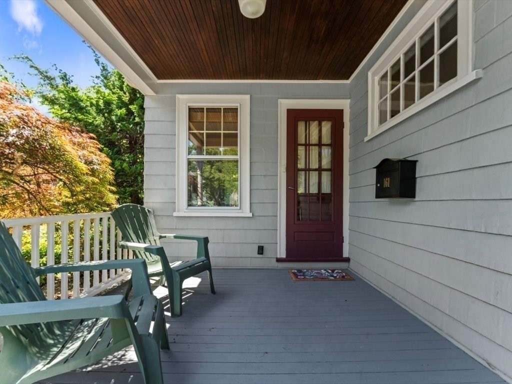 161 Playstead Rd