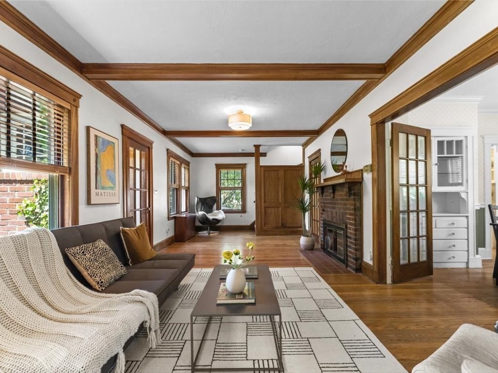 161 Playstead Rd
