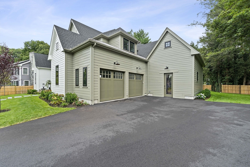 38 Swallow Drive