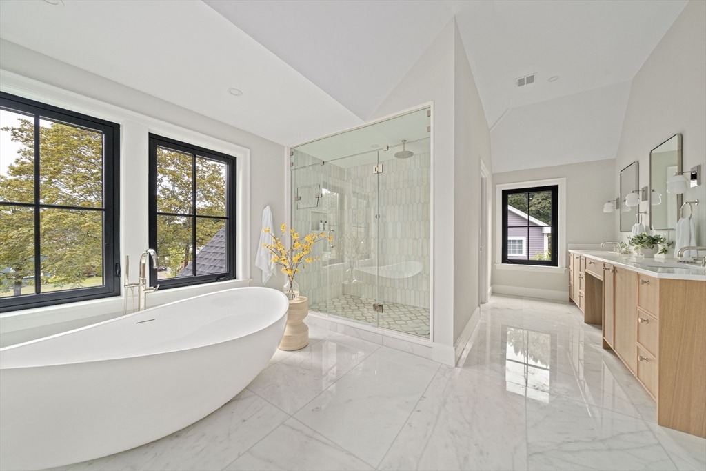 38 Swallow Drive
