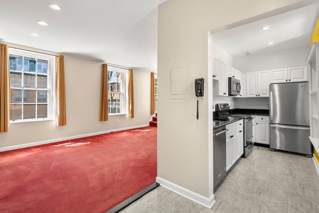 60 East Glen Road # 206