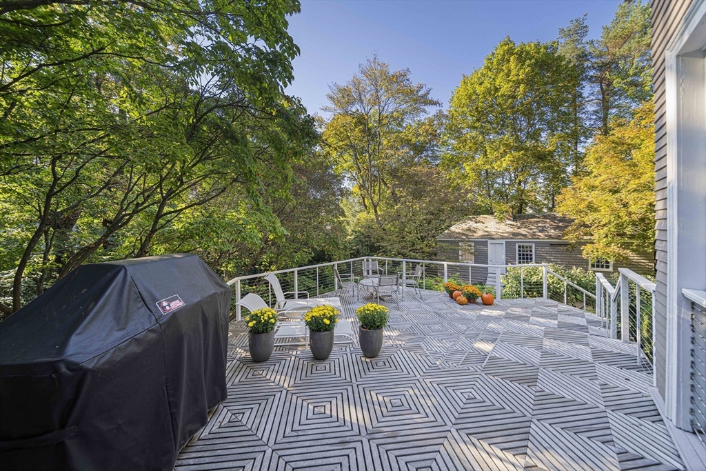 106 Farlow Road