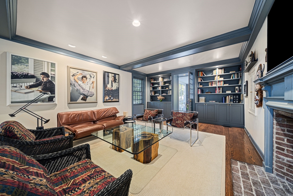 106 Farlow Road