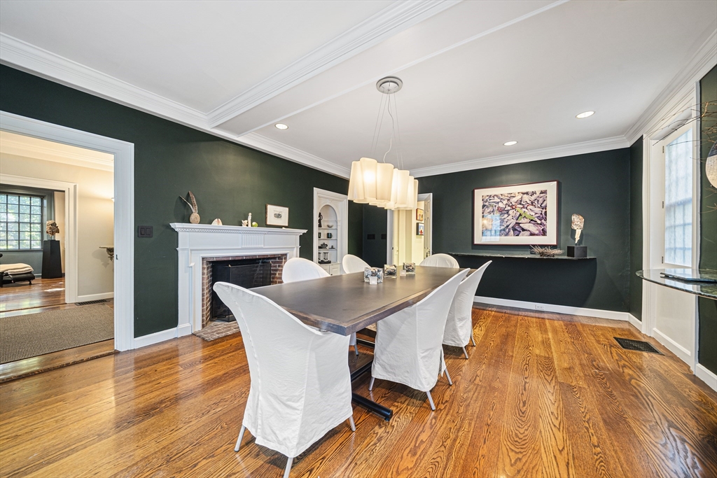 106 Farlow Road