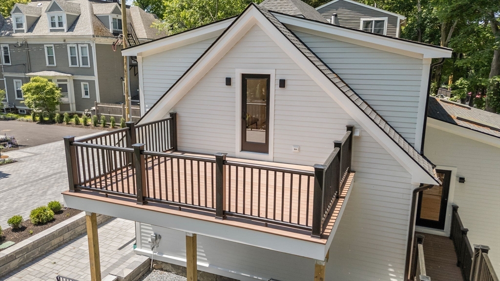 216 Aspinwall Ave, # 3