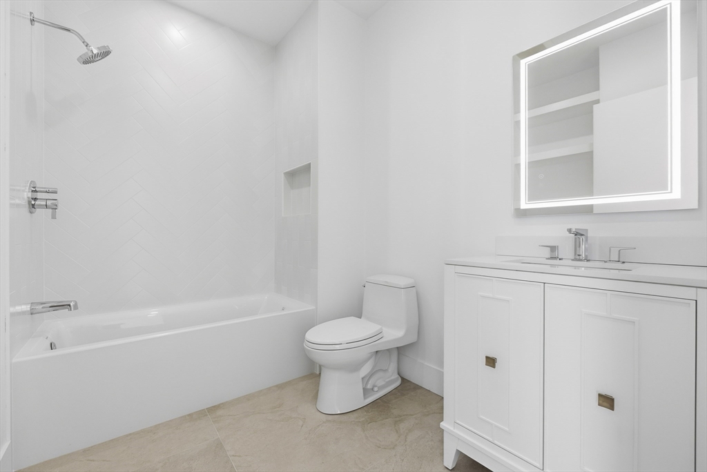 158 Langley Rd # 158
