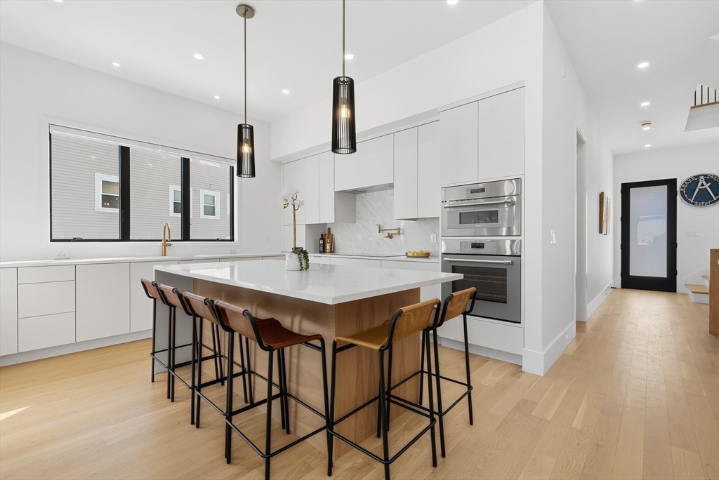 158 Langley Rd # 158
