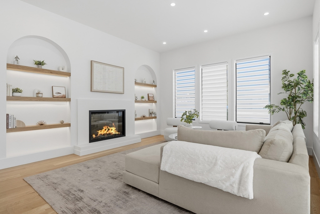 158 Langley Rd # 158